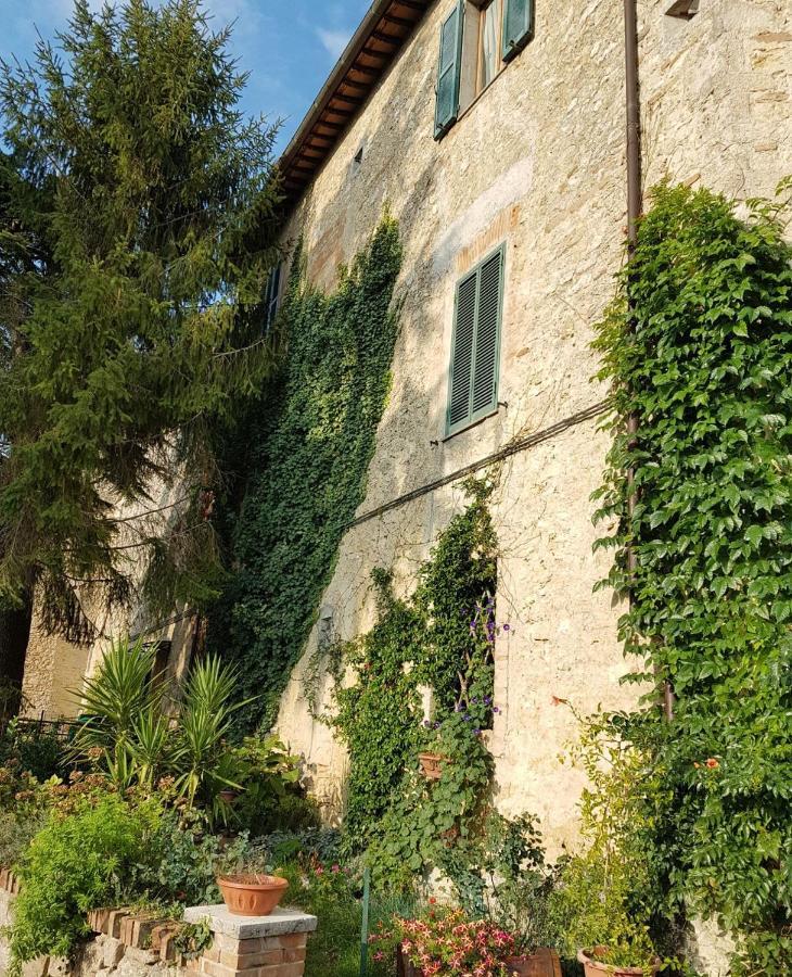La Dimora Nel Castello Villa Collevalenza Exterior photo